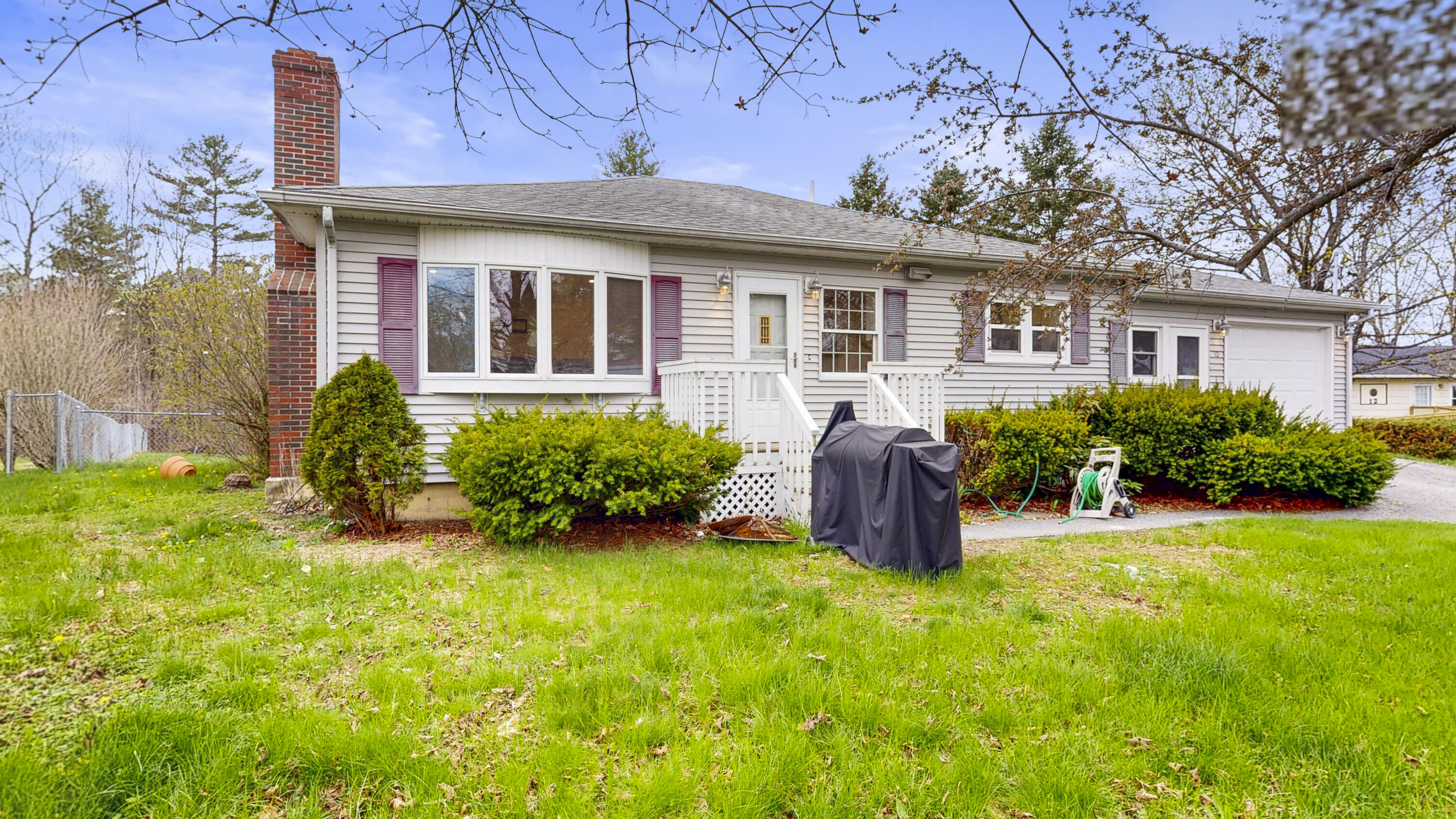 10 Riley Street Lewiston ME 04240