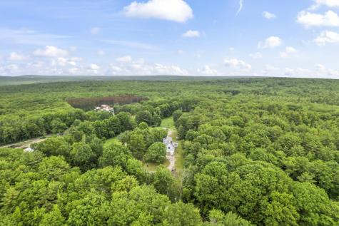 1097 S Waterboro Road Lyman ME 04002