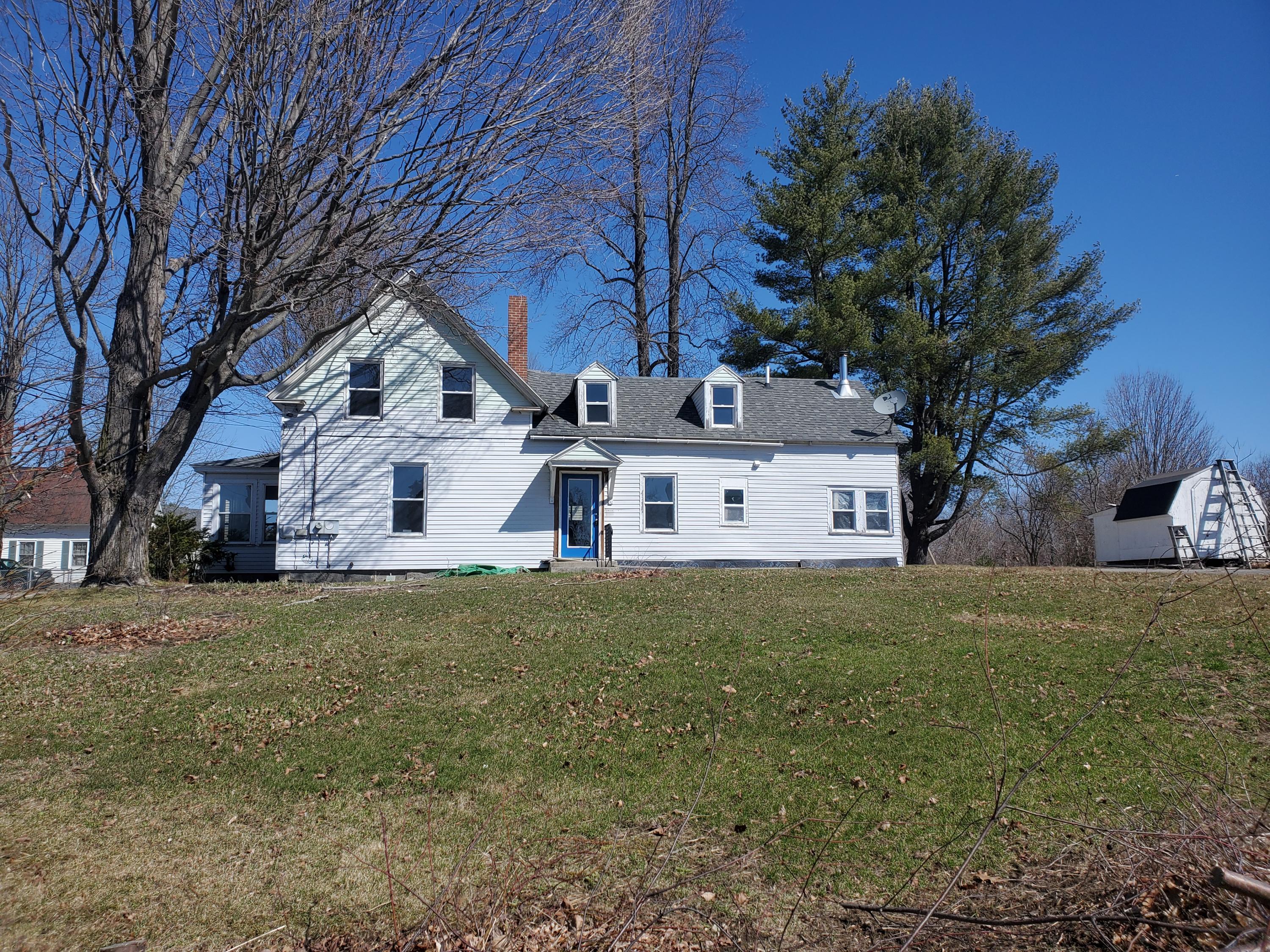 40 Royal Street Winthrop ME 04364
