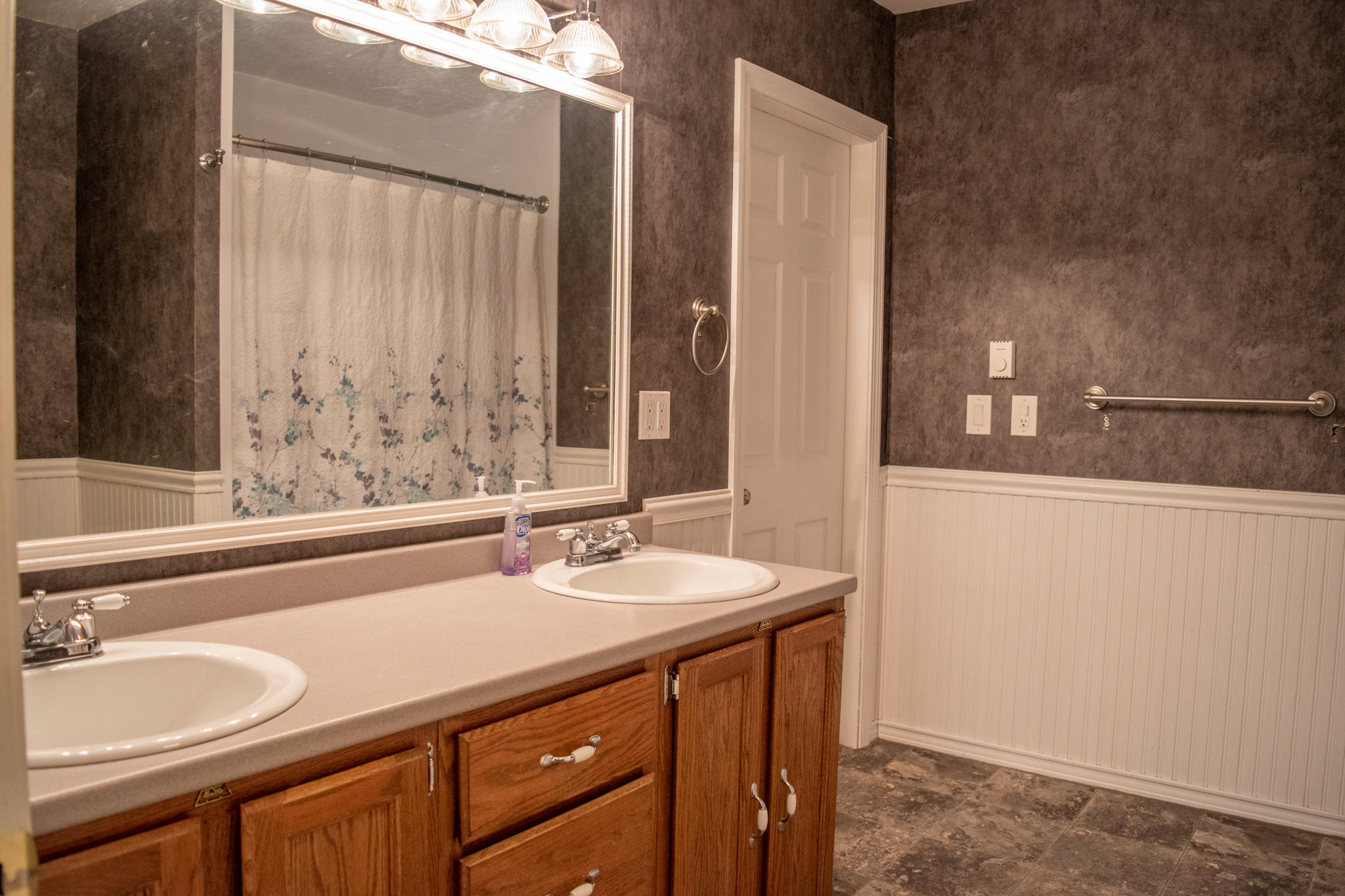 42 Annabessacook Drive Winthrop ME 04364