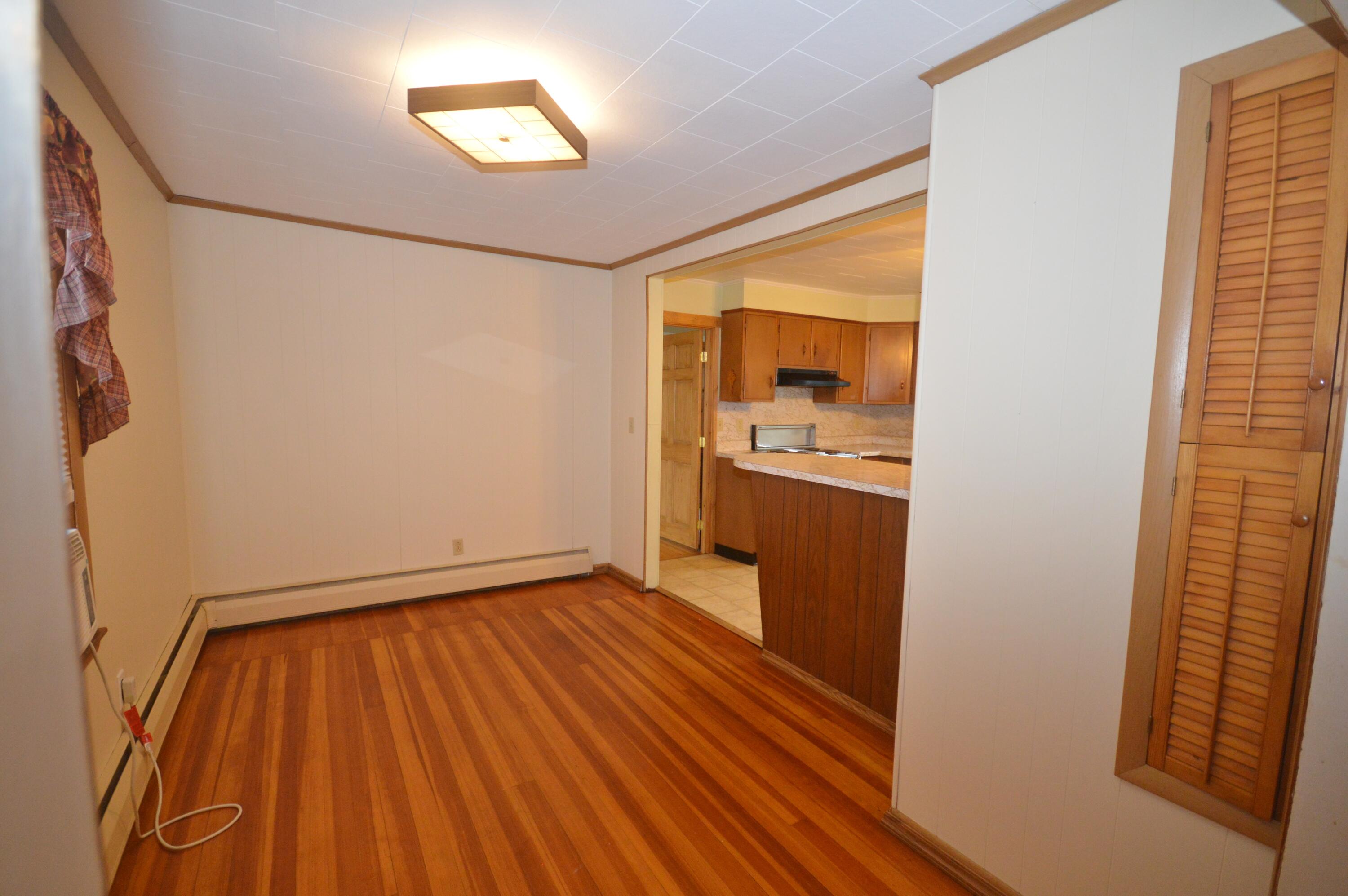 16 Rutland Street Bangor ME 04401