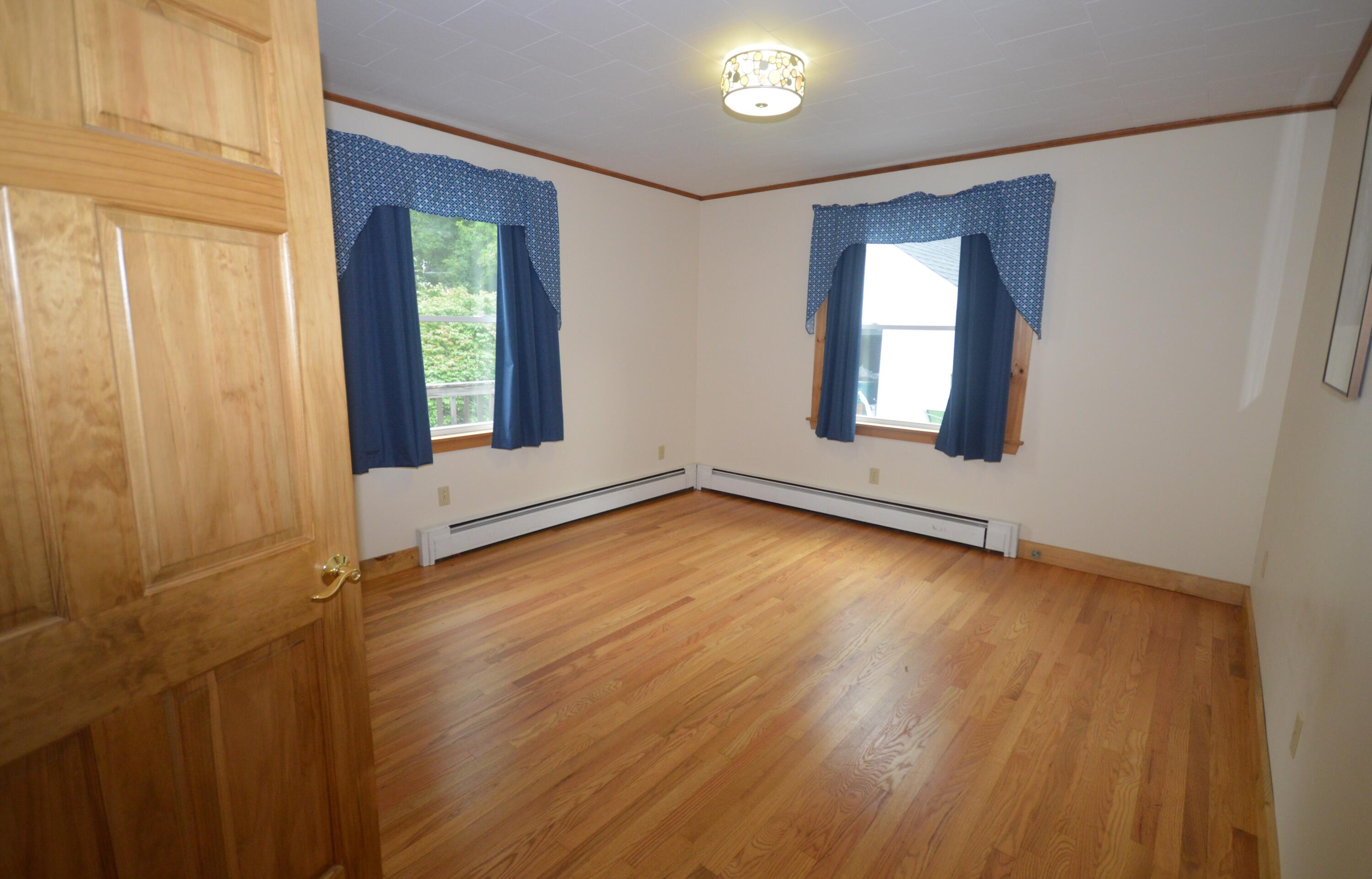 16 Rutland Street Bangor ME 04401