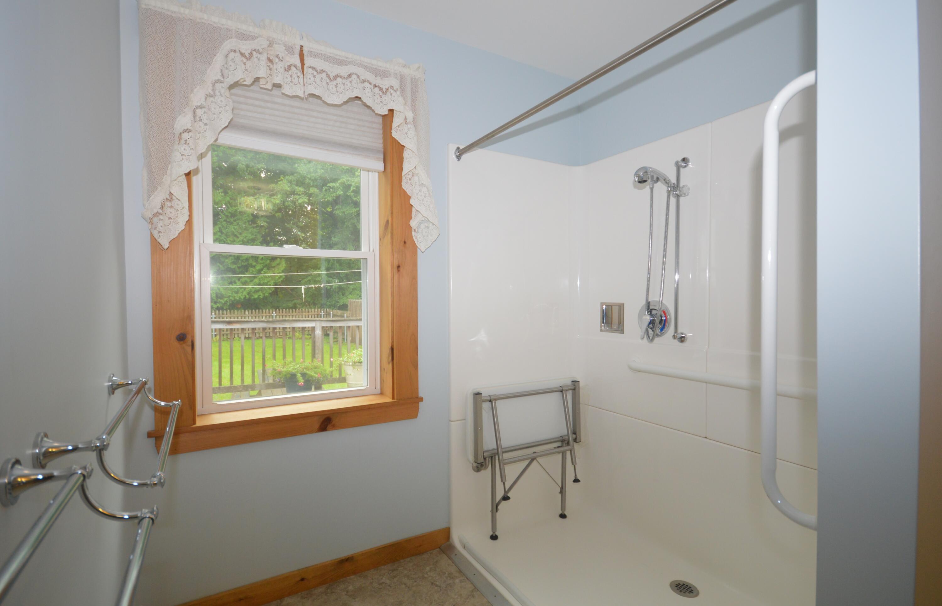 16 Rutland Street Bangor ME 04401
