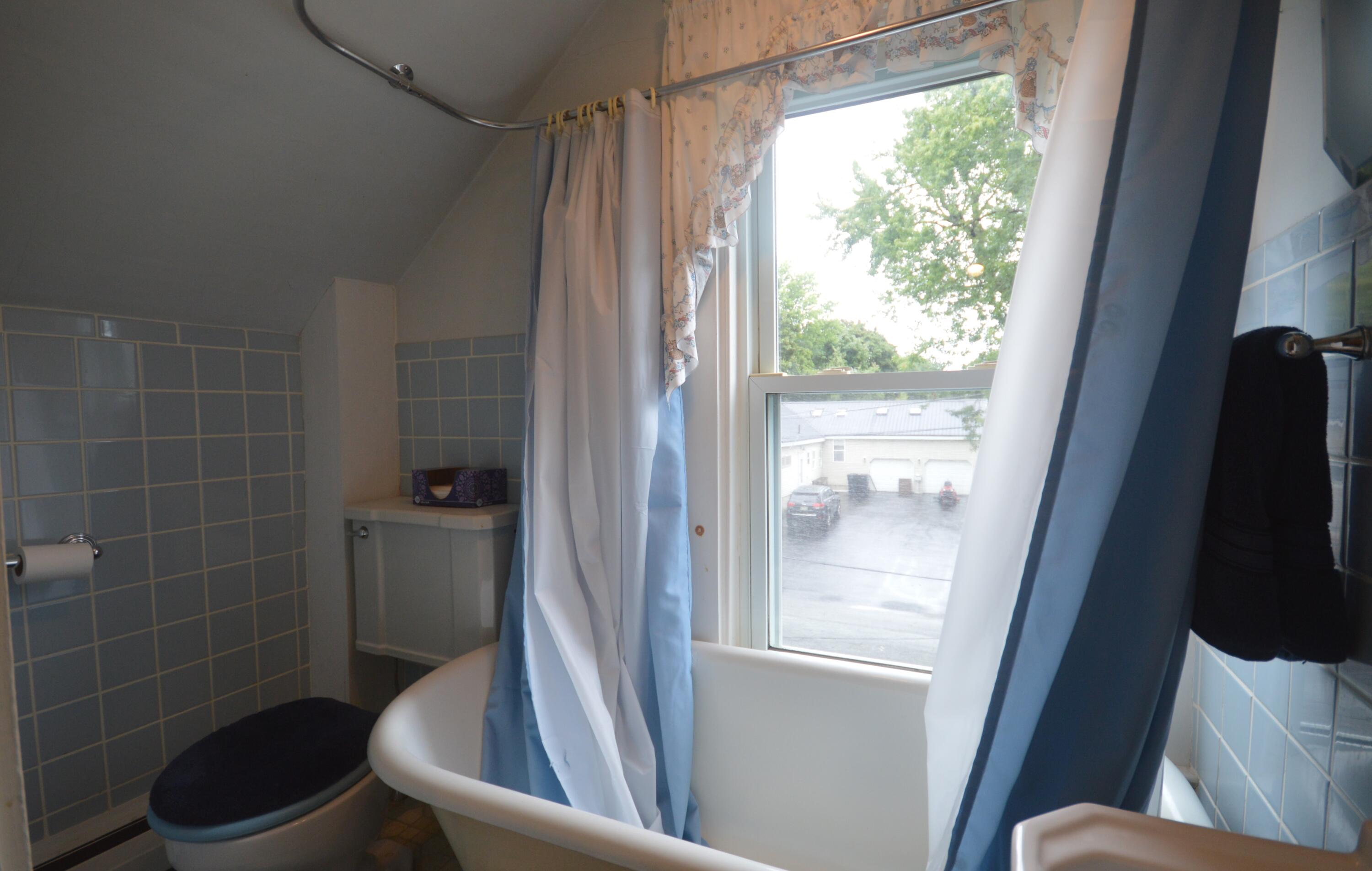 16 Rutland Street Bangor ME 04401