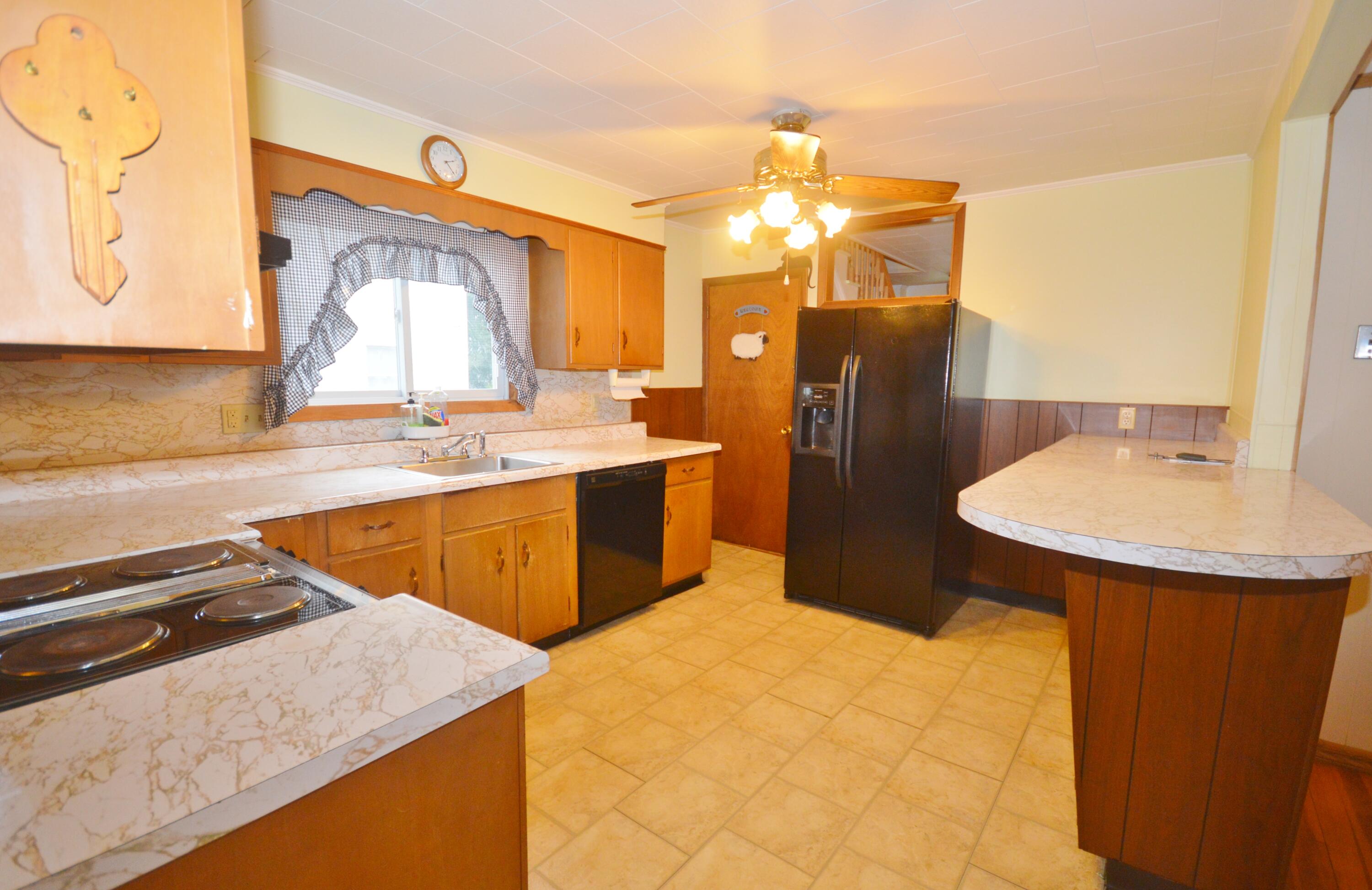 16 Rutland Street Bangor ME 04401