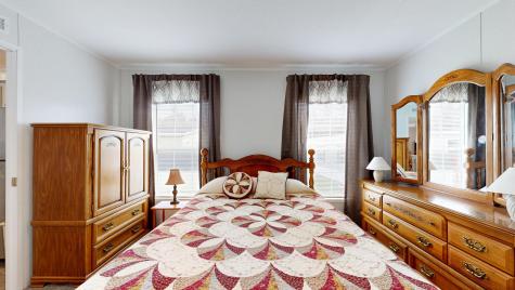 4 Sheldon Place Lewiston ME 04240