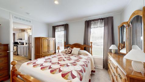 4 Sheldon Place Lewiston ME 04240