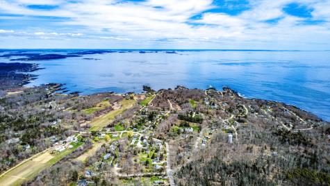 60 Richmond Terrace Cape Elizabeth ME 04107