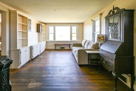 60 Richmond Terrace Cape Elizabeth ME 04107