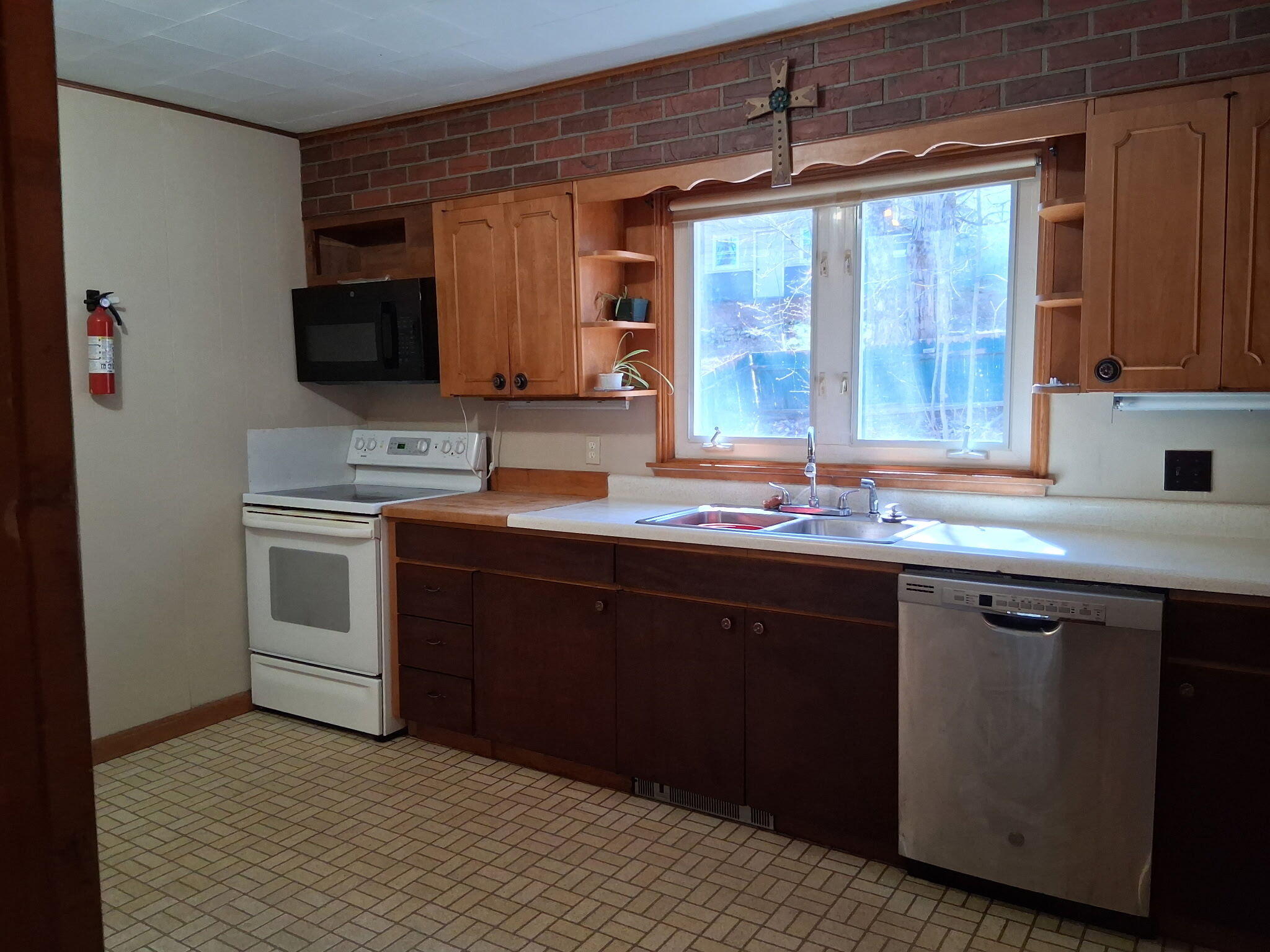 431 Raymond Street Rumford ME 04276