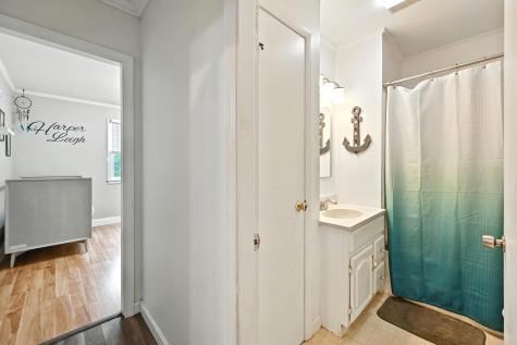 40 Leavitt Street Auburn ME 04210