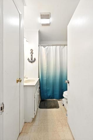 40 Leavitt Street Auburn ME 04210