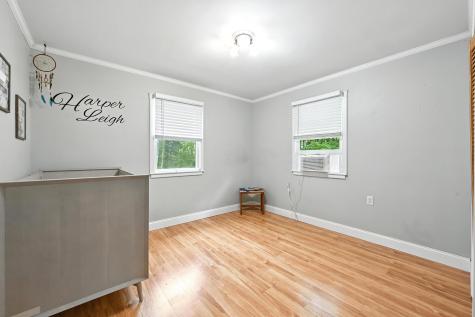 40 Leavitt Street Auburn ME 04210