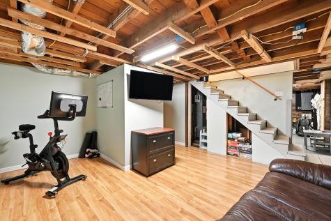 40 Leavitt Street Auburn ME 04210