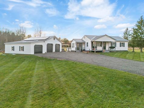 914 Bellsqueeze Road Clinton ME 04927