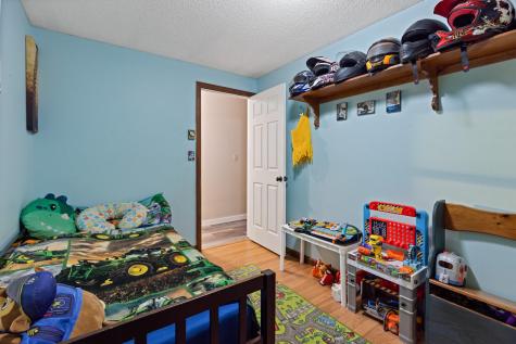 914 Bellsqueeze Road Clinton ME 04927