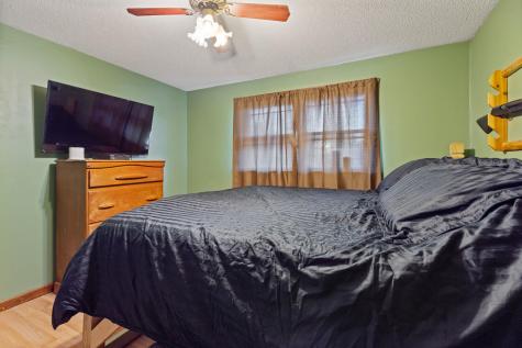 914 Bellsqueeze Road Clinton ME 04927