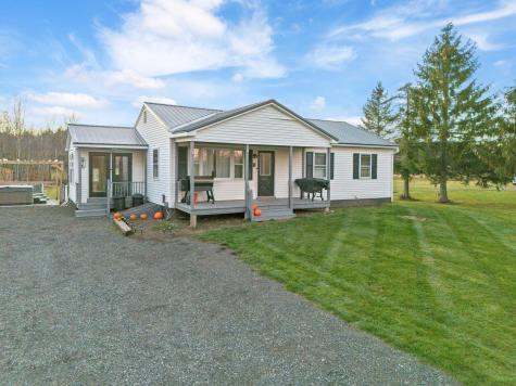 914 Bellsqueeze Road Clinton ME 04927