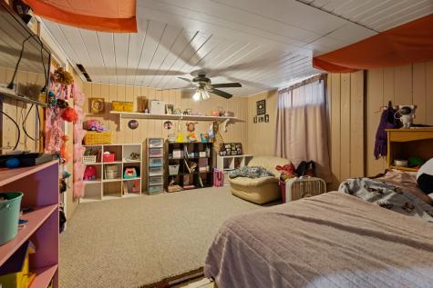 914 Bellsqueeze Road Clinton ME 04927