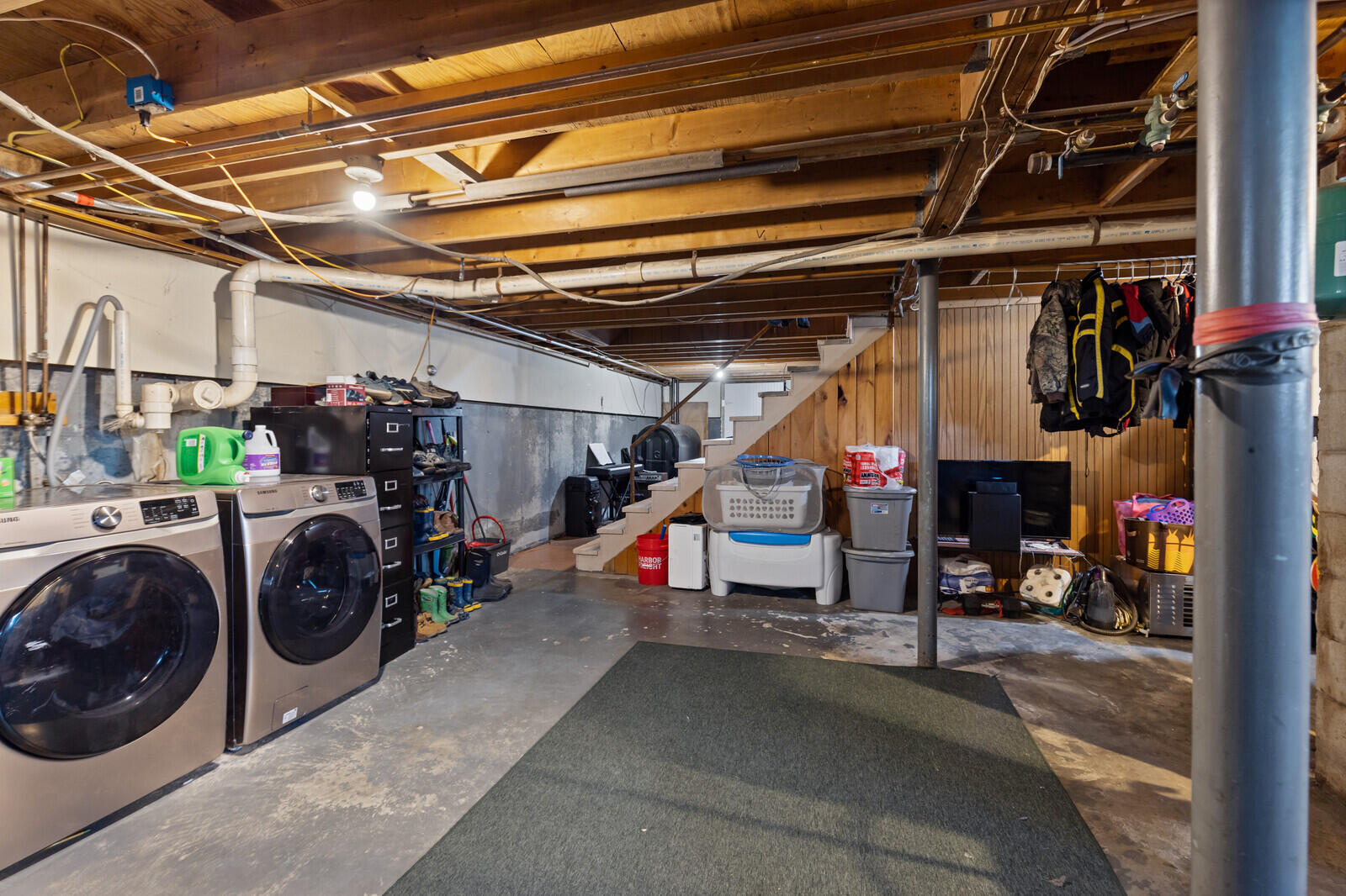 914 Bellsqueeze Road Clinton ME 04927