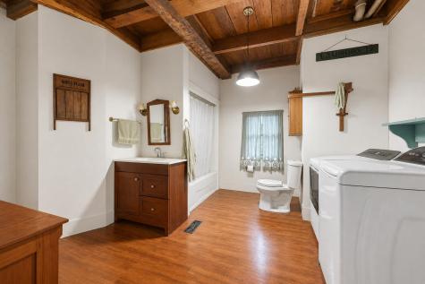300 W Main Street Waldoboro ME 04572