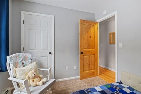 15 Monroe Drive Naples ME 04055