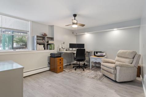 15 Monroe Drive Naples ME 04055