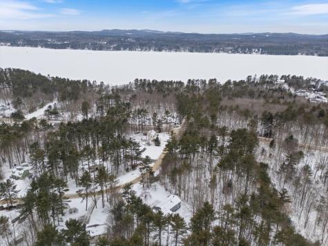 15 Monroe Drive Naples ME 04055