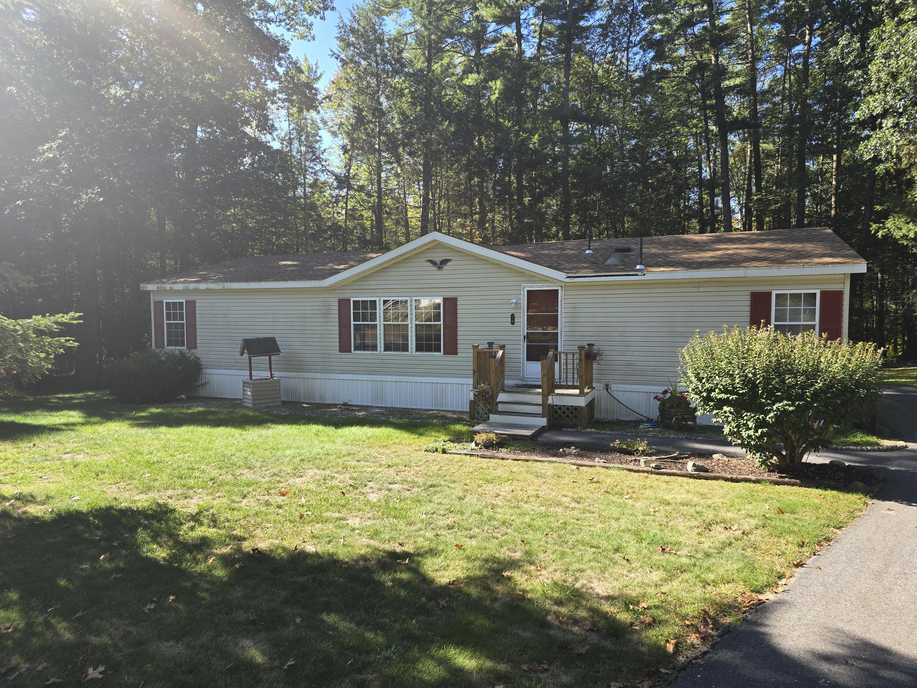 76 Courtney Lane Eliot ME 03903