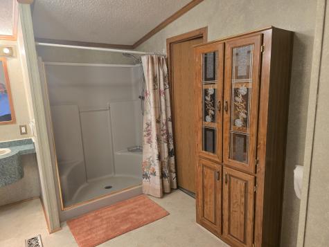 76 Courtney Lane Eliot ME 03903