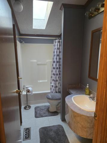 76 Courtney Lane Eliot ME 03903