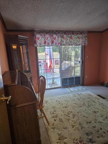 76 Courtney Lane Eliot ME 03903