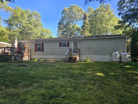 76 Courtney Lane Eliot ME 03903