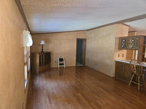 76 Courtney Lane Eliot ME 03903