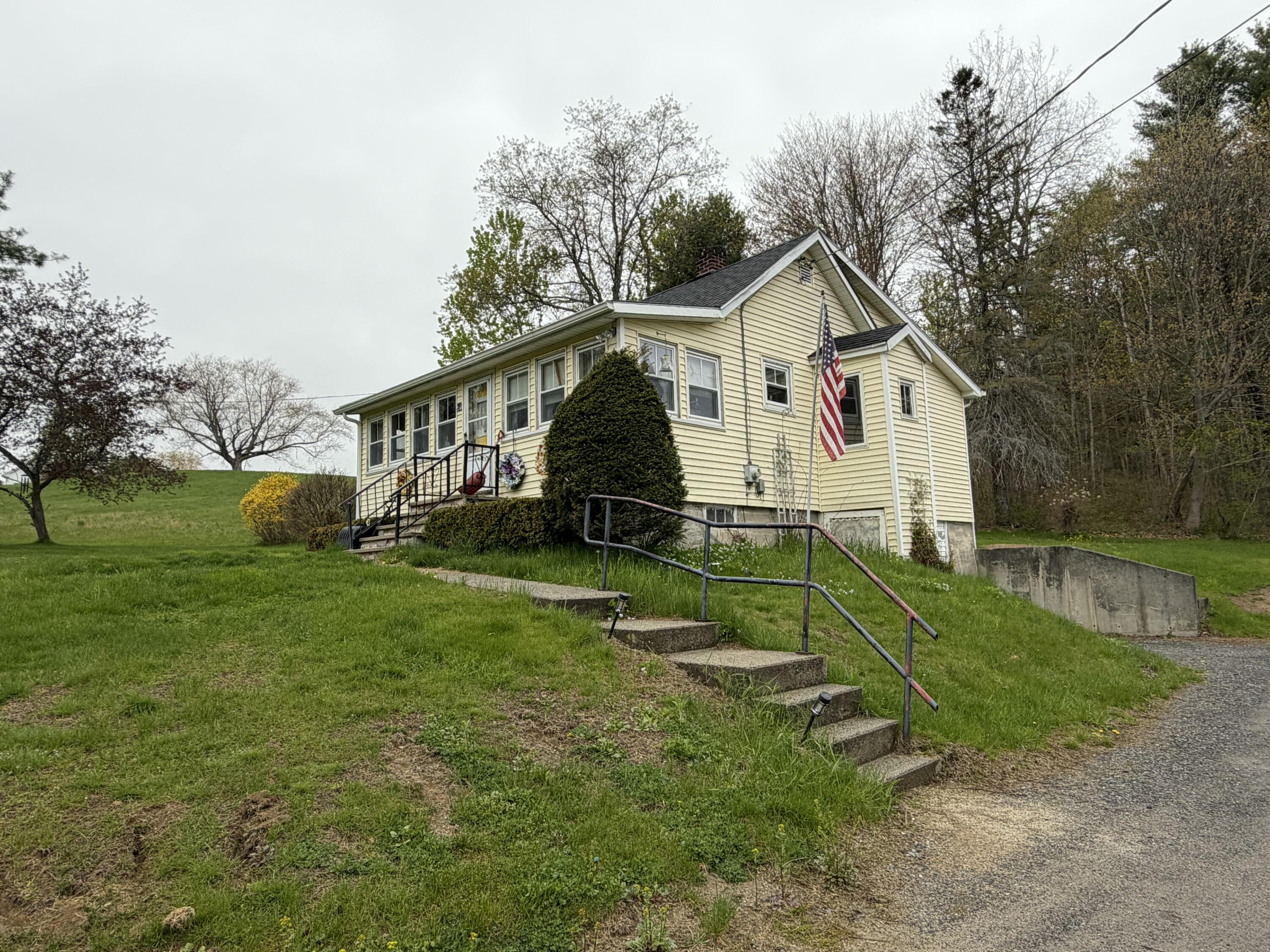 39 Capen Road Gardiner ME 04345