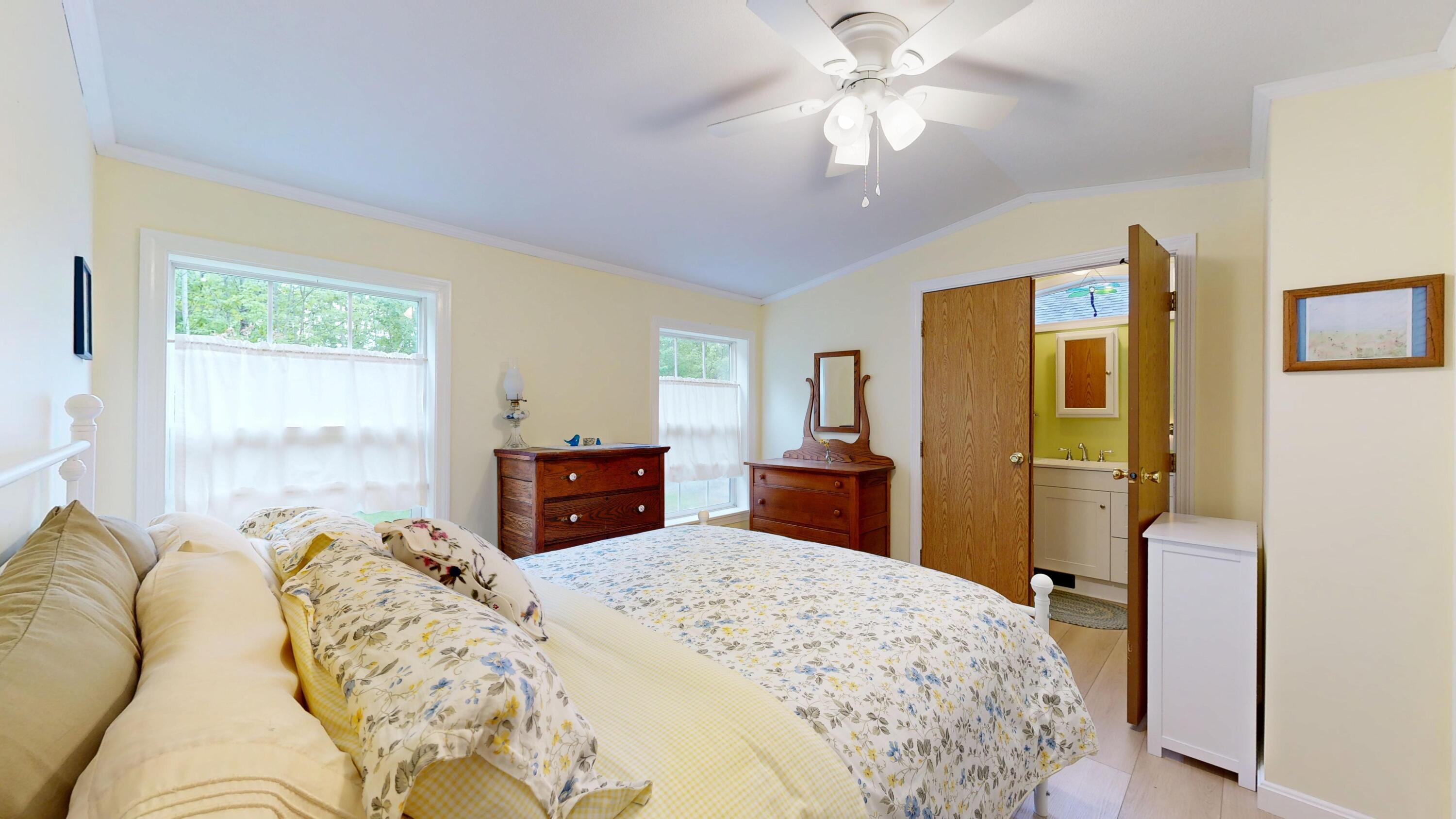 12 Radley Road Freeport ME 04032