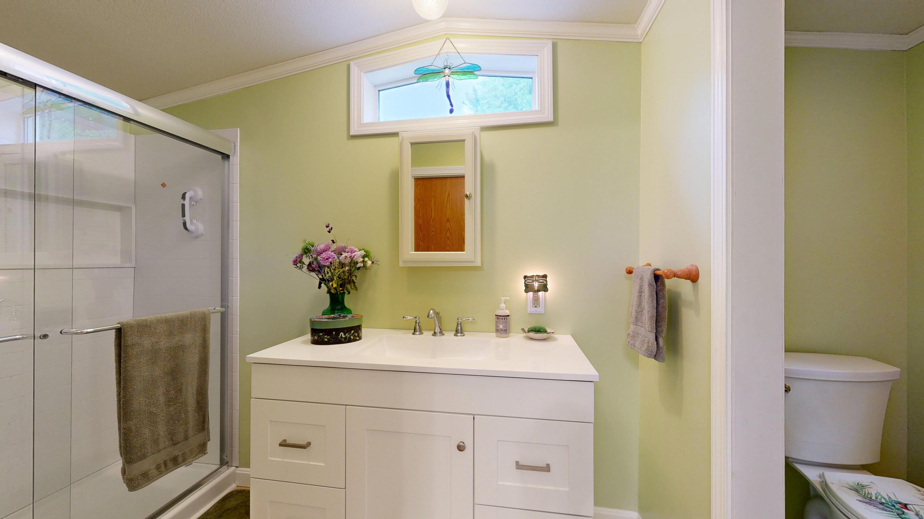 12 Radley Road Freeport ME 04032