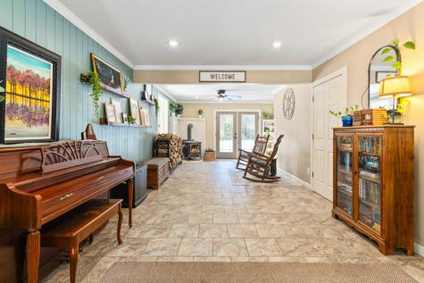 6 Miranda Street Brunswick ME 04011