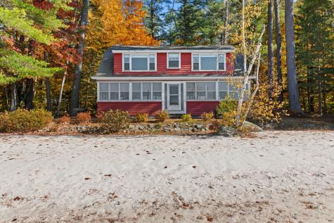 32 Hutchins Road Raymond ME 04071