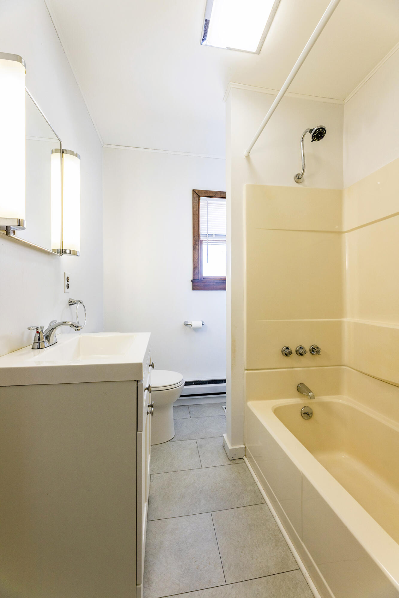 5 Rawson Avenue Camden ME 04843