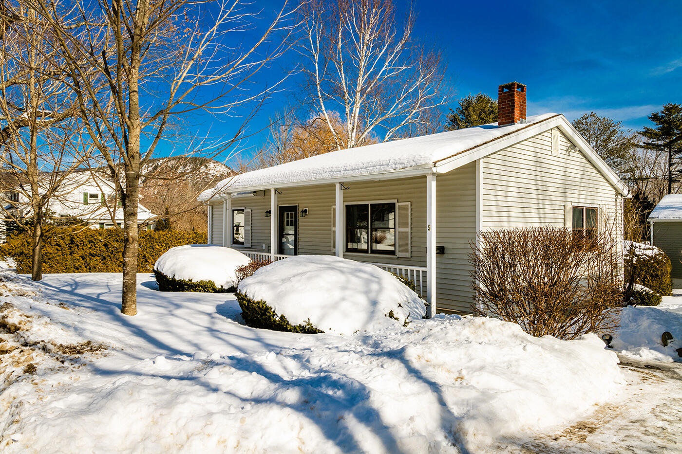 5 Rawson Avenue Camden ME 04843