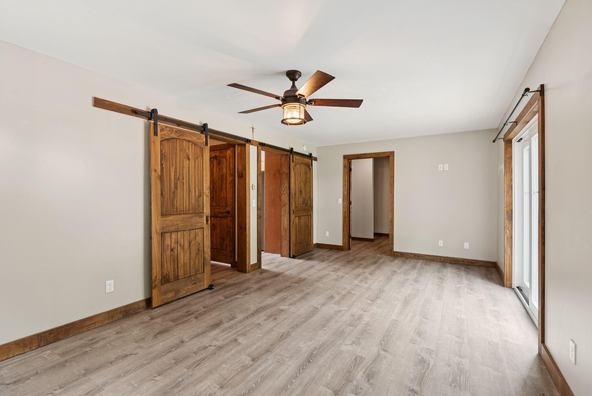 87 River Road Topsham ME 04086