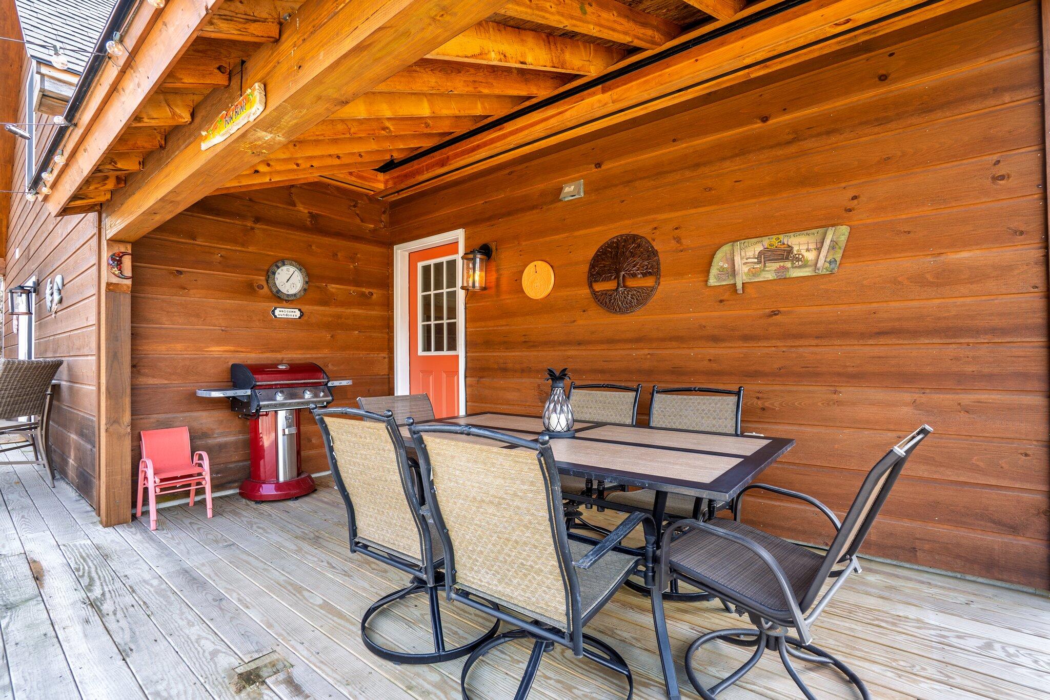 87 River Road Topsham ME 04086