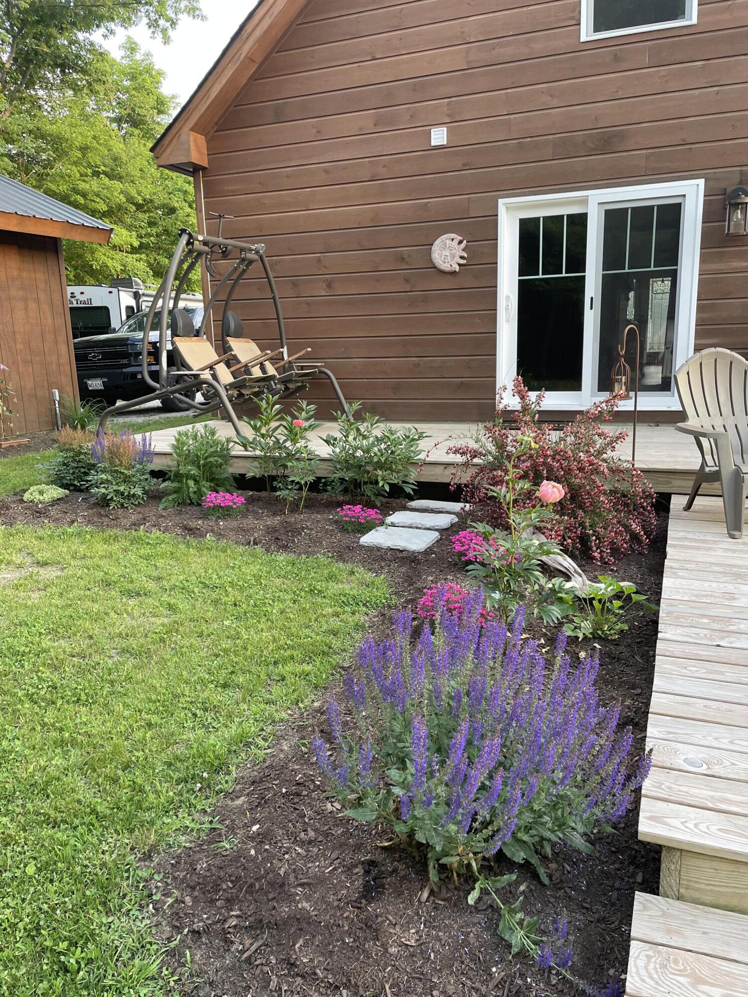 87 River Road Topsham ME 04086