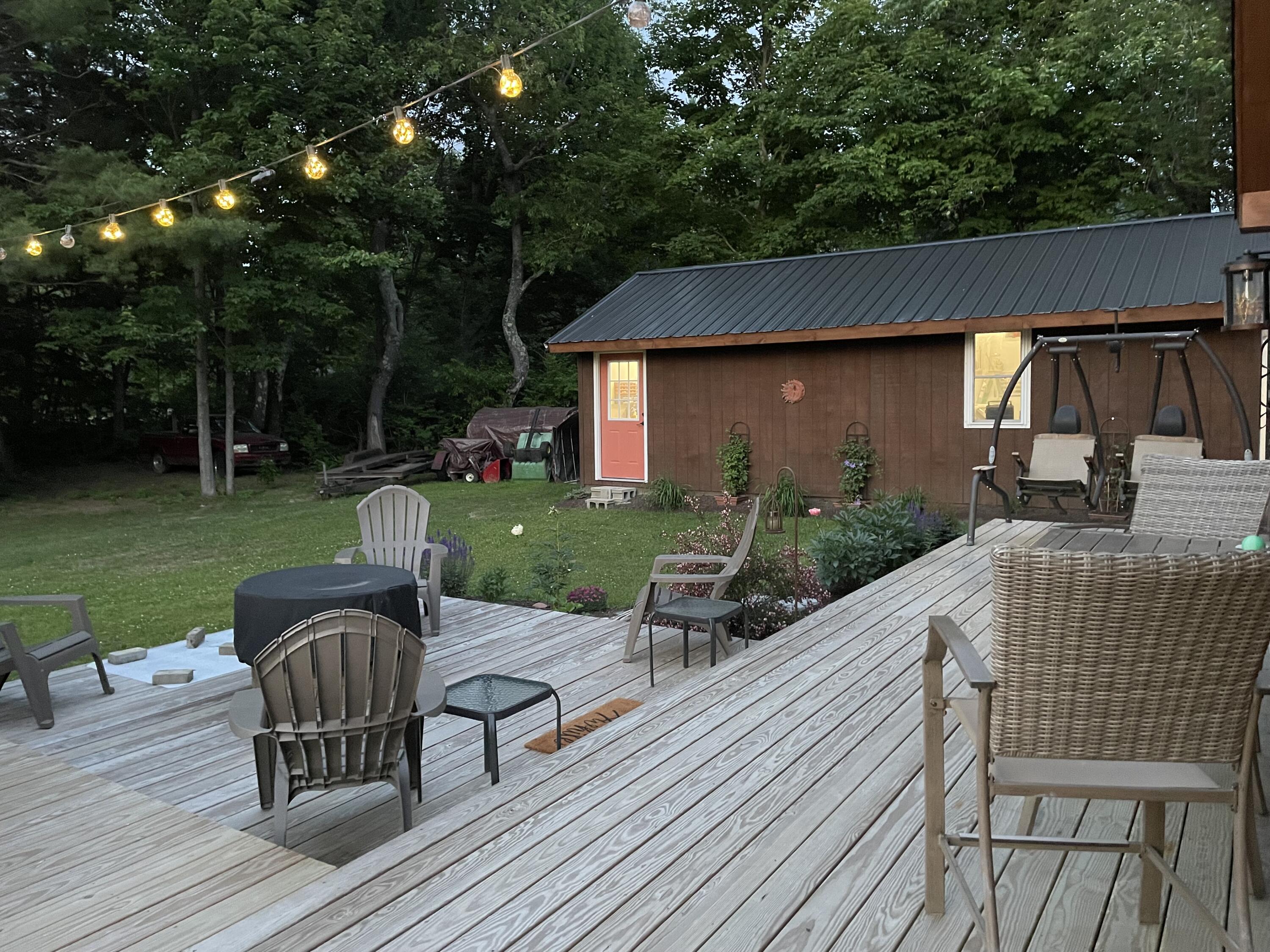 87 River Road Topsham ME 04086