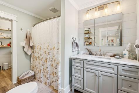 12 Harbor Heights Harpswell ME 04079