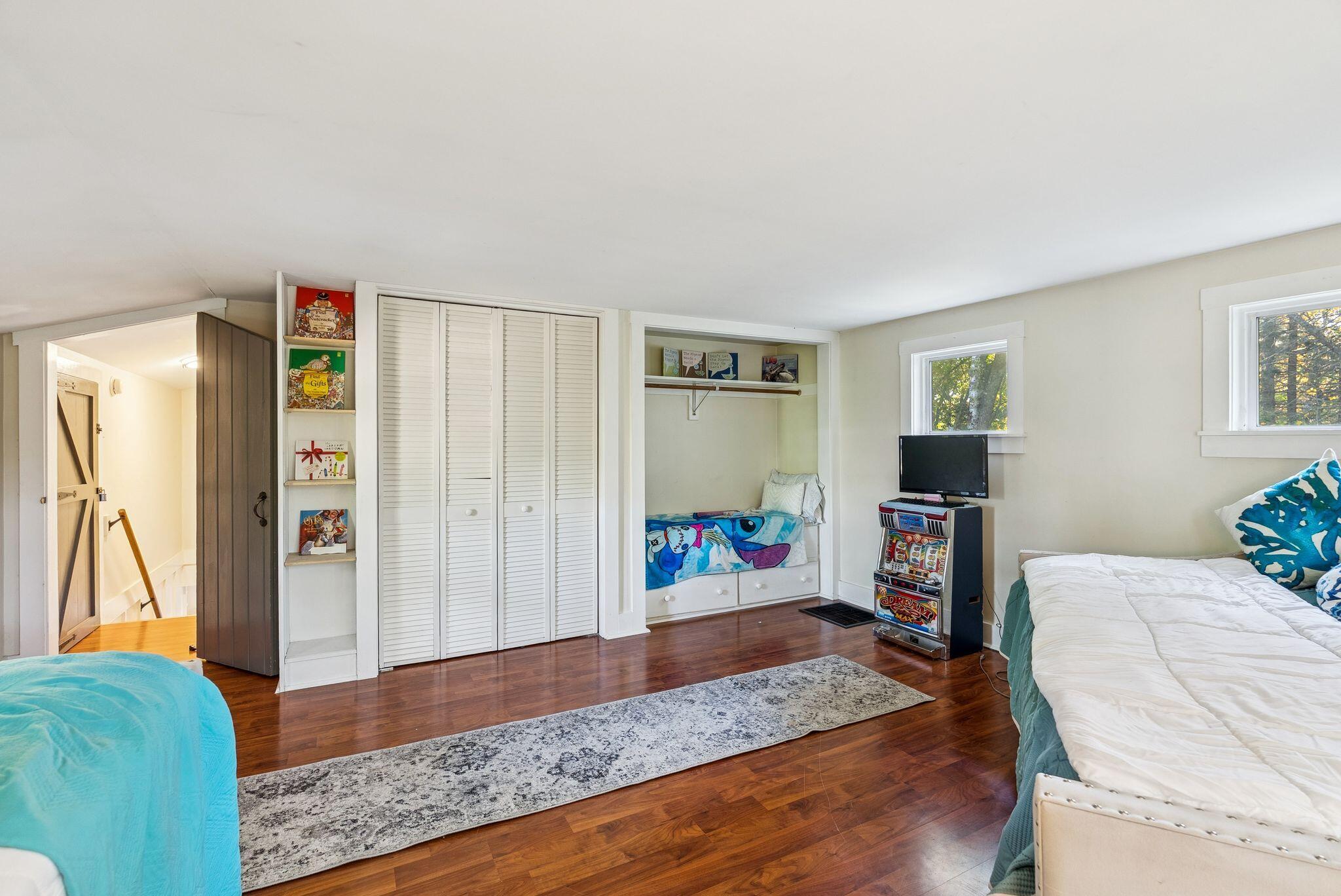 12 Harbor Heights Harpswell ME 04079