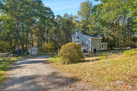 12 Harbor Heights Harpswell ME 04079