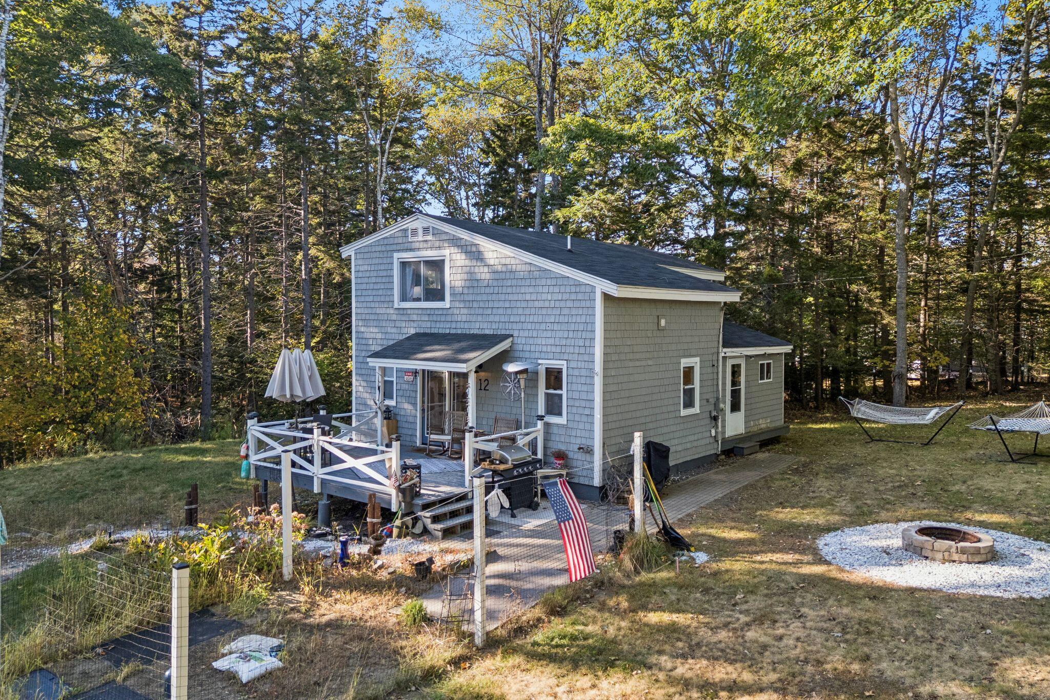 12 Harbor Heights Harpswell ME 04079