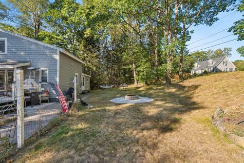 12 Harbor Heights Harpswell ME 04079